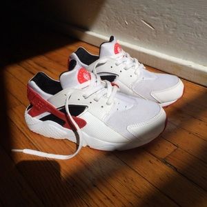 Nike Huarache Kid Size 3Y